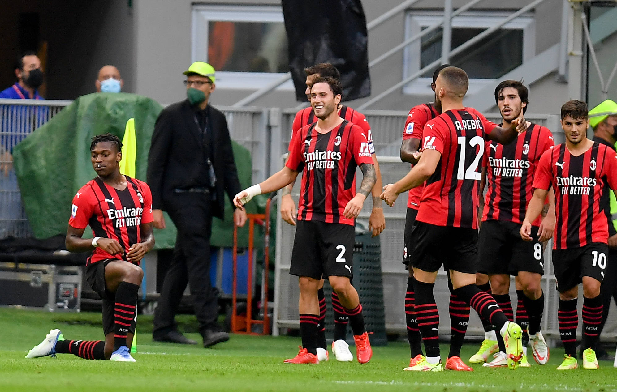 恒大国脚做青训直面现实：想踢职业的孩子少了