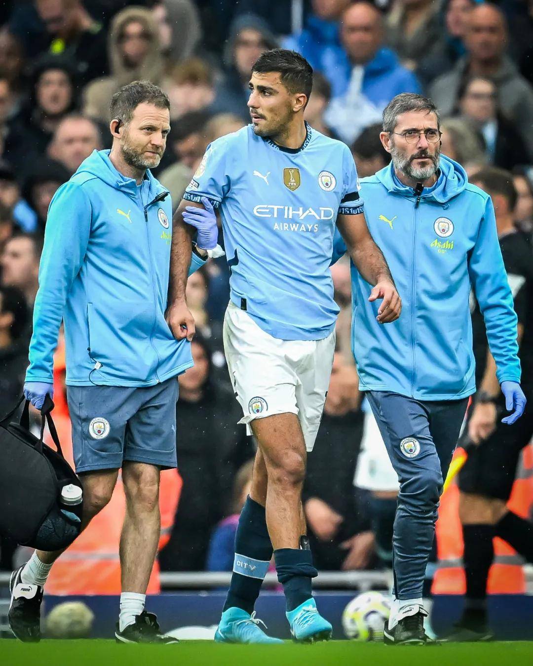 欧预赛门将零封榜：皮克福德7次第一、乌奈-西蒙5次第二