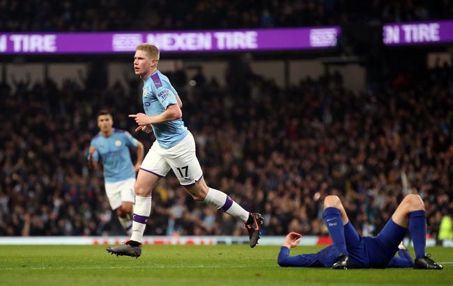 C罗进入国家队后葡萄牙12届大赛全勤，此前总共仅参加6届大赛